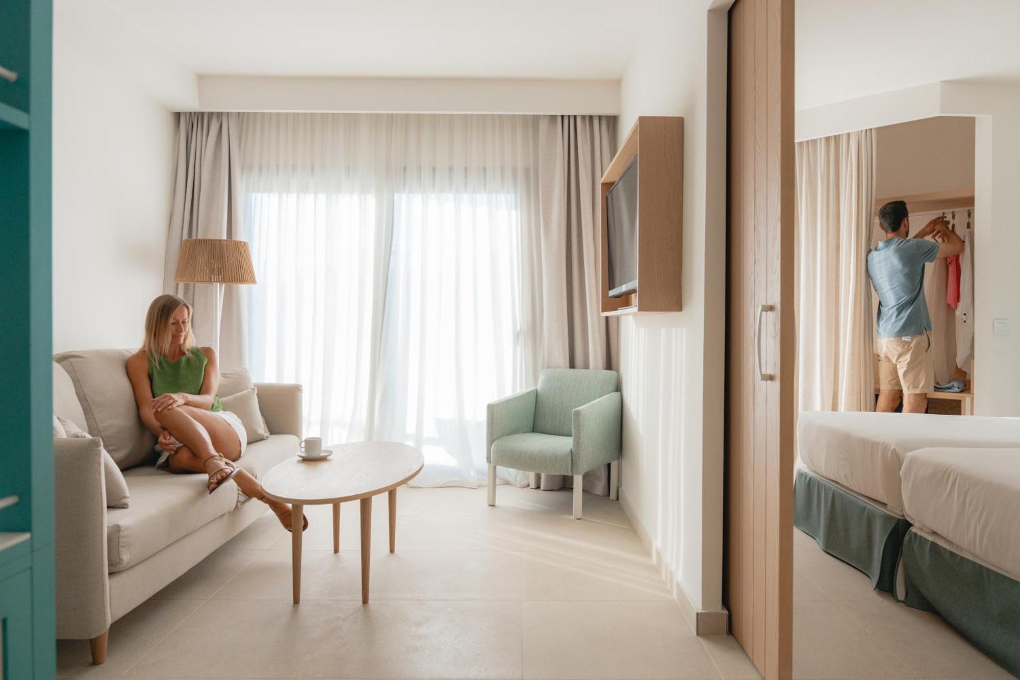 Iberostar Selection Albufera Park All Inclusive Playa de Muro  Esterno foto